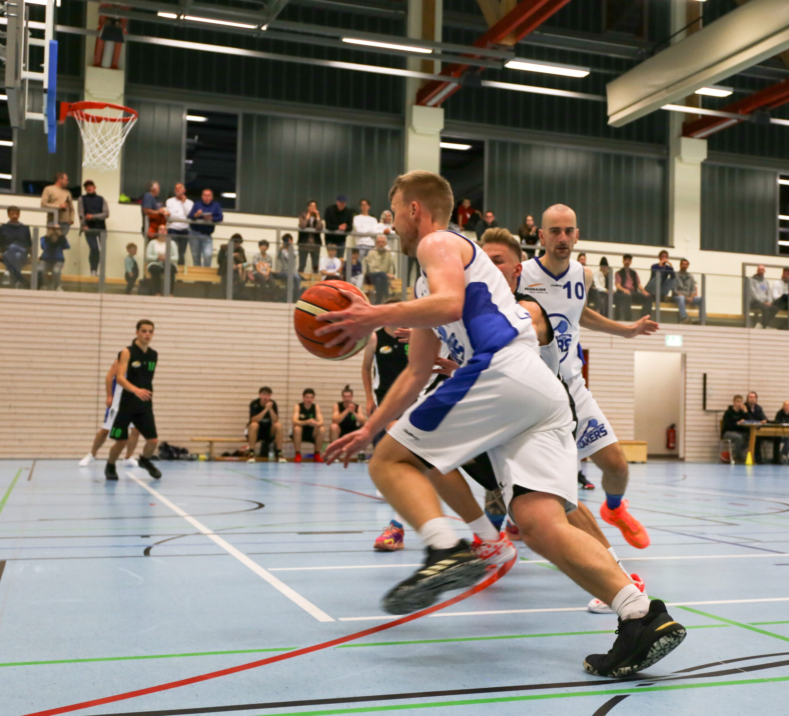 Seeon Lakers mit knappem Sieg gegen den TSV Ismaning